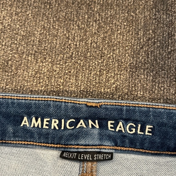 NWOT American Eagle Outfitters Ripped Dark Blue Skinny Jeans size 12 short - Picture 4 of 5
